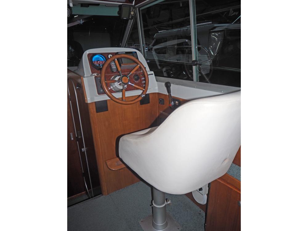 Steuerhaus, Innenausstattung